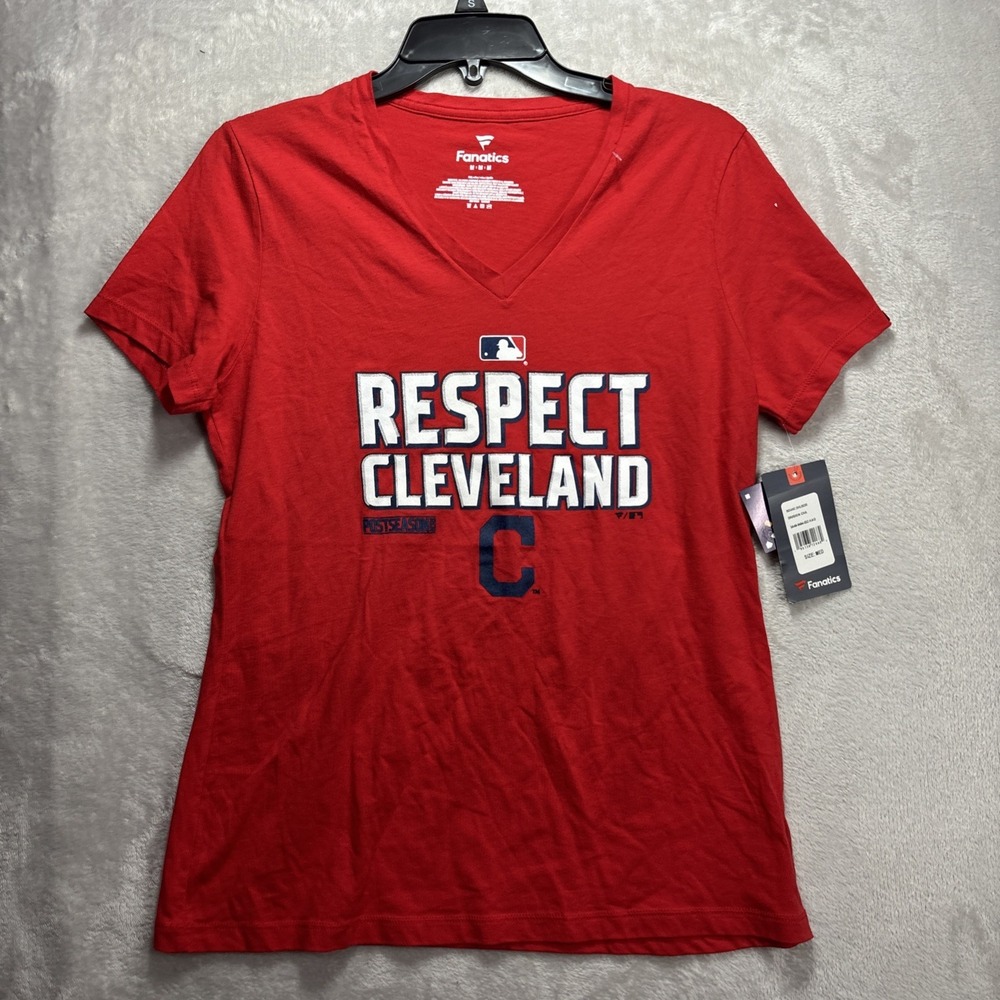 Fanatics Brand Respect Cleveland Women's T-shirt Size Medium Red  New With Tags